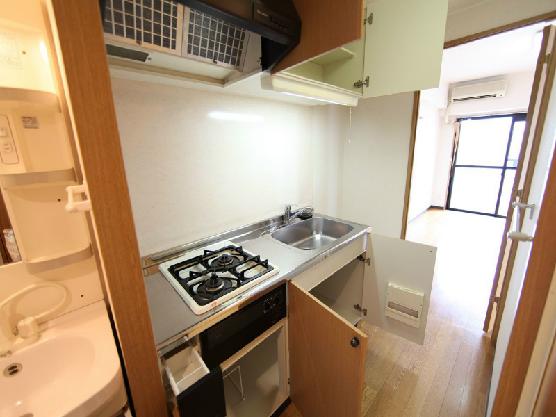 キッチン　システムキッチン（ガス2口コンロ付）