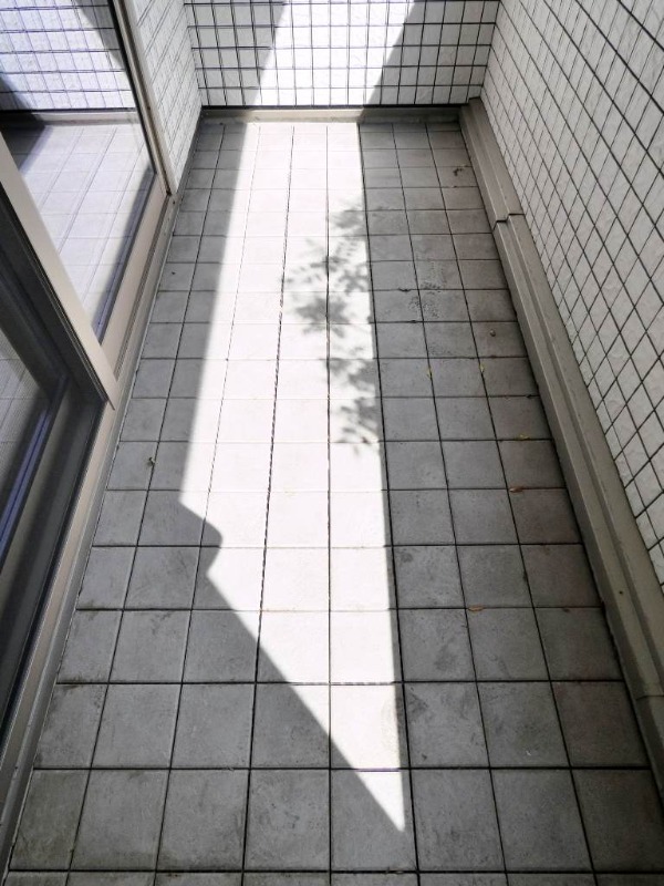 バルコニー　図面と現状に相違がある場合には現状を優先