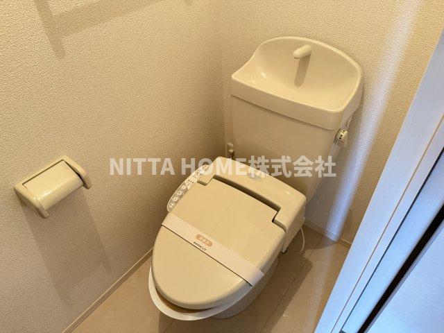 トイレ　もちろんウォシュレット付きのトイレですよ◎