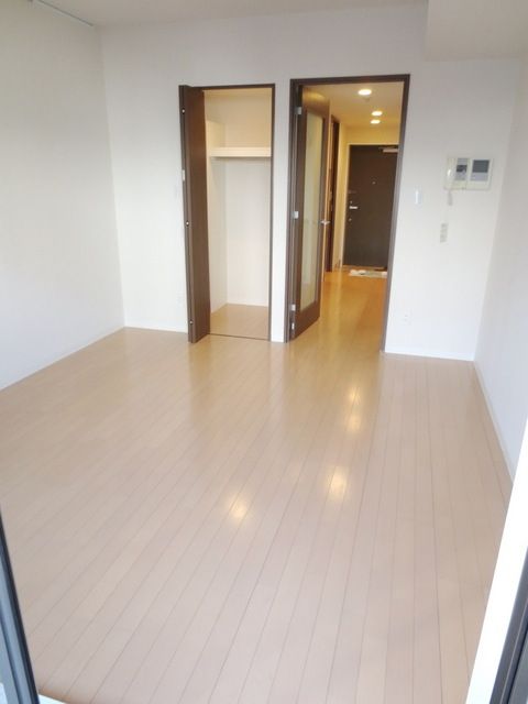 居室・リビング　★お部屋探しはタウンハウジング稲田堤店まで★