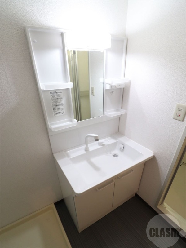 洗面設備　独立洗面台