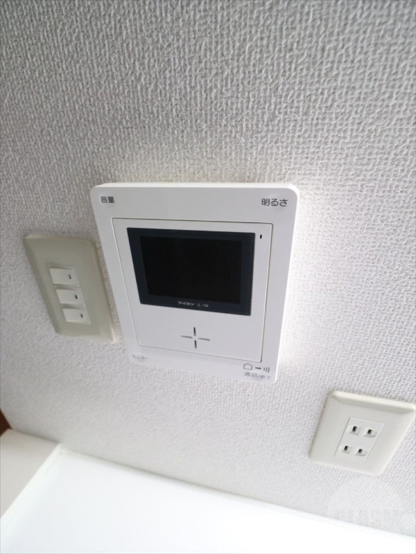 セキュリティ　モニター付きインターフォン