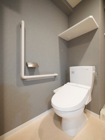 トイレ　内装もきれいです