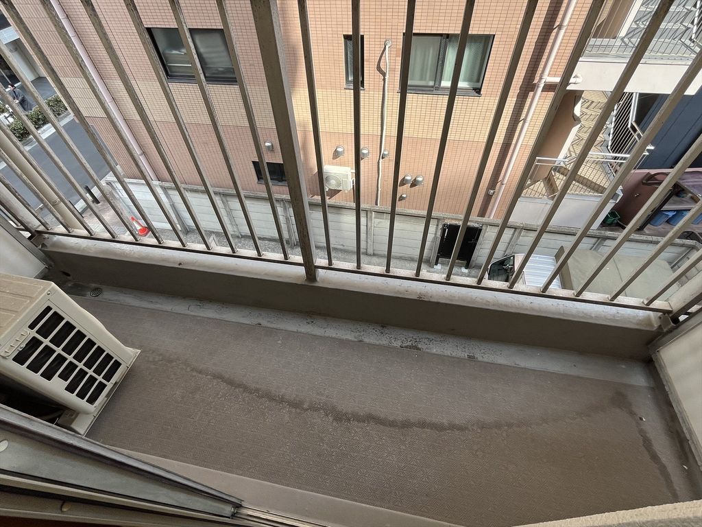 バルコニー　バルコニー