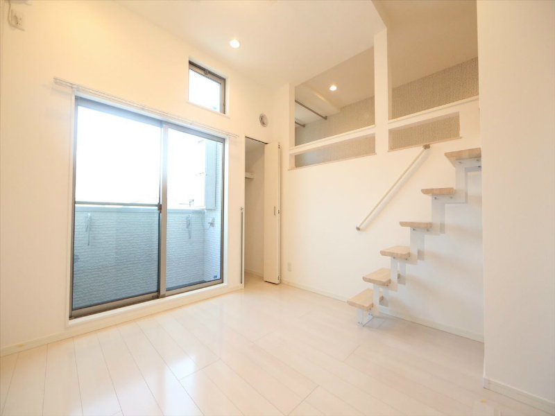 その他　洋室6帖　上階ロフト5.4帖（収納でも部屋でも使えます）