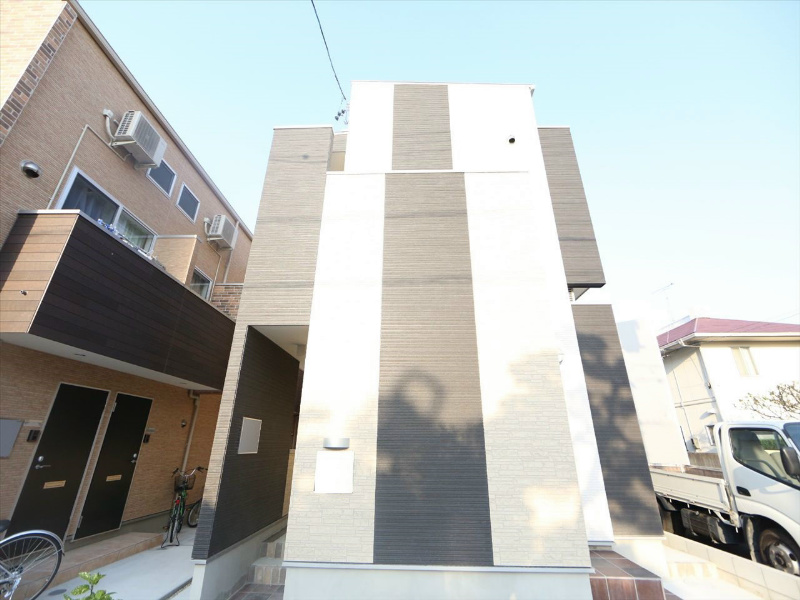 建物外観　外観　デザイナーズ　光インターネット無料