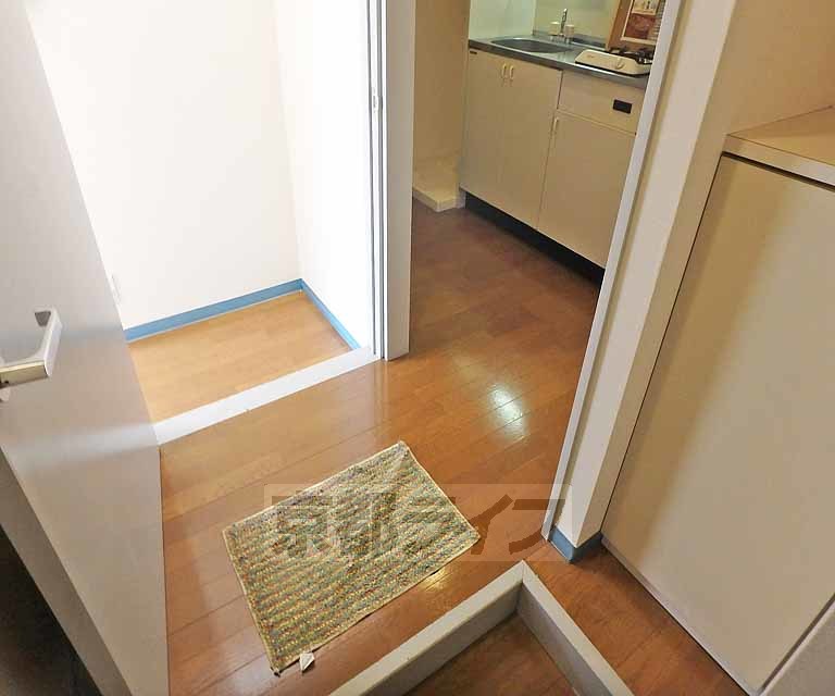 その他部屋・スペース　玄関から廊下にかけて