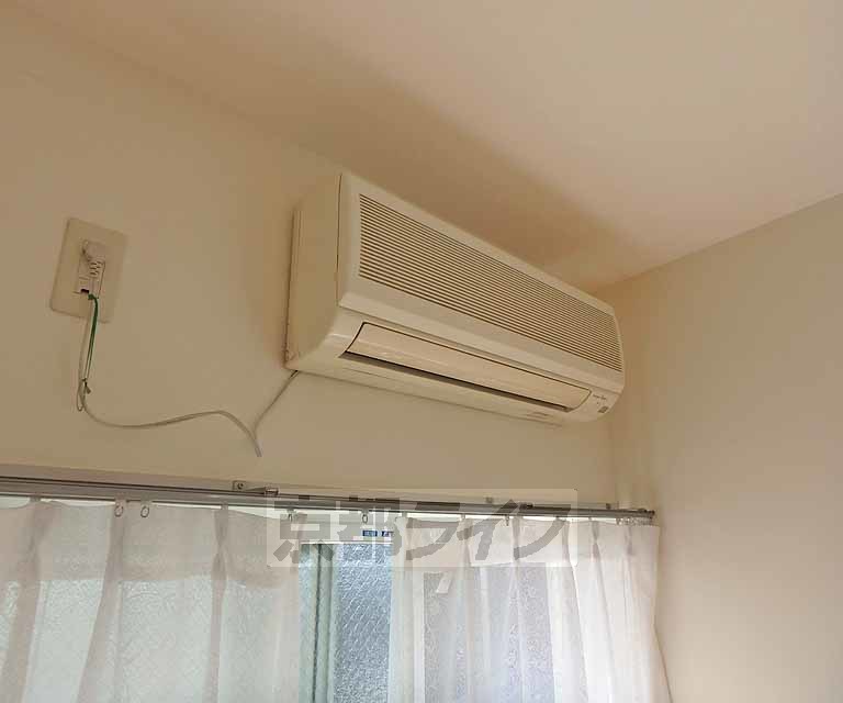 その他設備　真夏と真冬のお部屋を快適にしてくれます