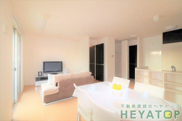 居室・リビング　ＬＤＫ１５.６帖（家具は付きません）（同仕様写真）