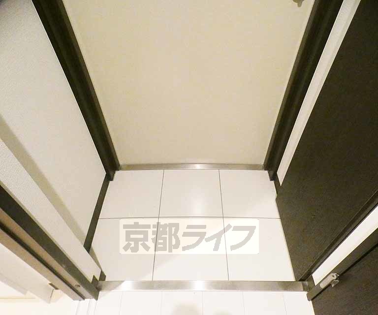 玄関　靴収納付きの玄関