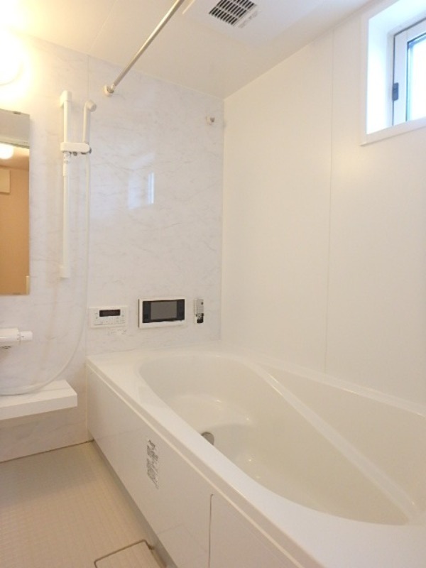 バス・シャワールーム　図面と現状に相違がある場合には現状を優先