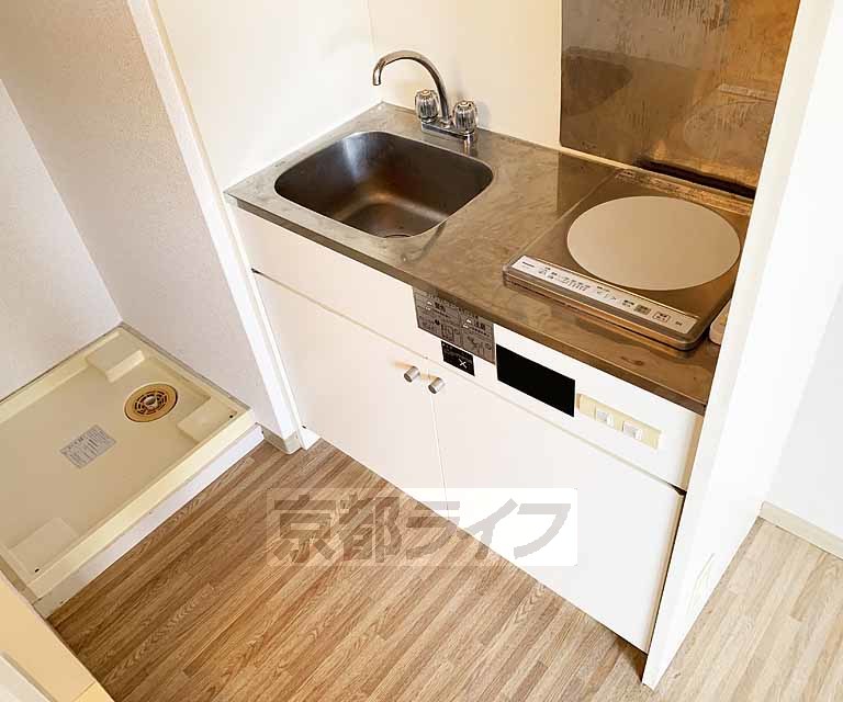 キッチン　ＩＨコンロ付きのキッチン