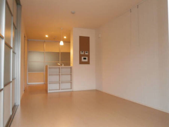 居室・リビング　エアコン付きで初期費用を抑えられます☆