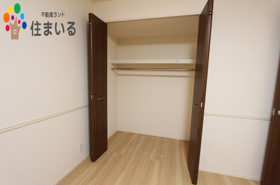 収納　※写真は同社同型タイプとなります