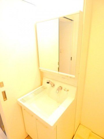 洗面設備　シャンプードレッサー