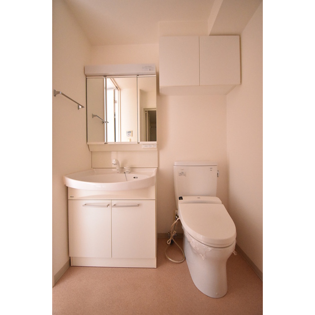 トイレ　洗面台