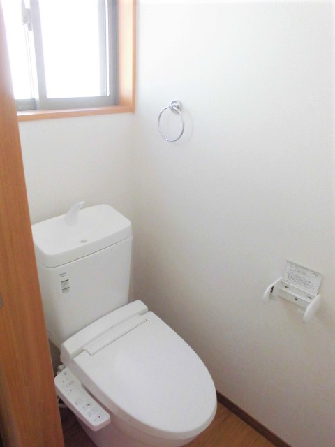 YKコーポ平大館のトイレ写真