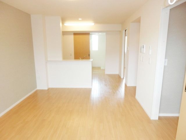 居室・リビング　明るく開放感のあるリビング！