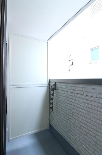 バルコニー　バルコニー