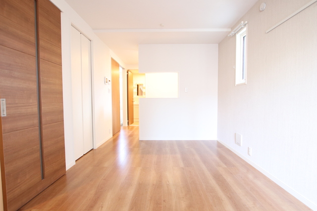 居室・リビング　南西向きＬＤＫ１０．５帖