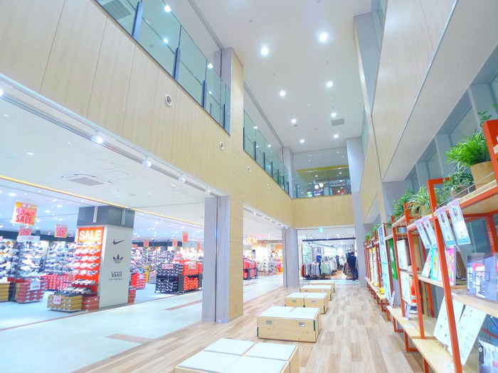 ショッピングセンター　ＭＡＲＫ　ＩＳ（ショッピングセンター）まで1600m