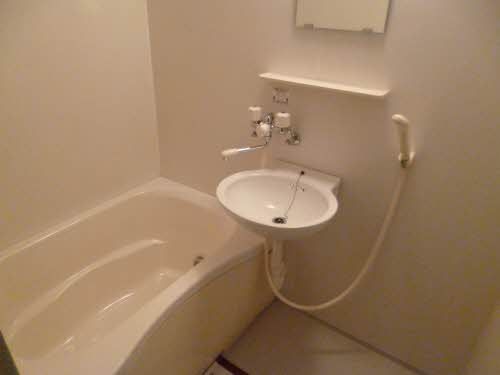 バス・シャワールーム　浴室