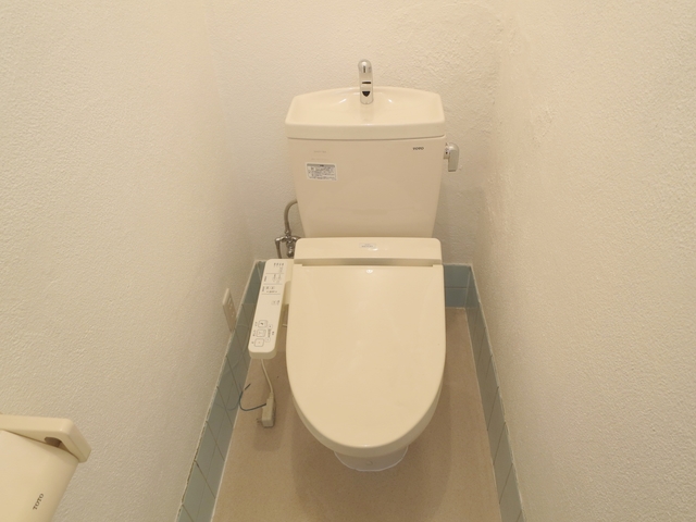 トイレ　ウォシュレット付きトイレ。