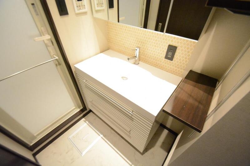 洗面設備　独立洗面台です