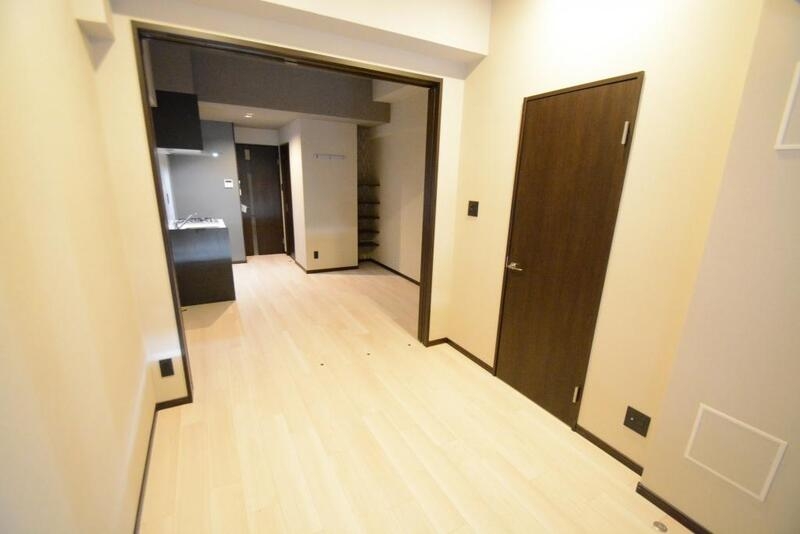 居室・リビング　白を基調としたお部屋です