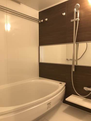 バス・シャワールーム　浴室