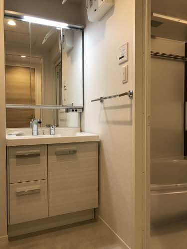 洗面設備　洗面化粧台