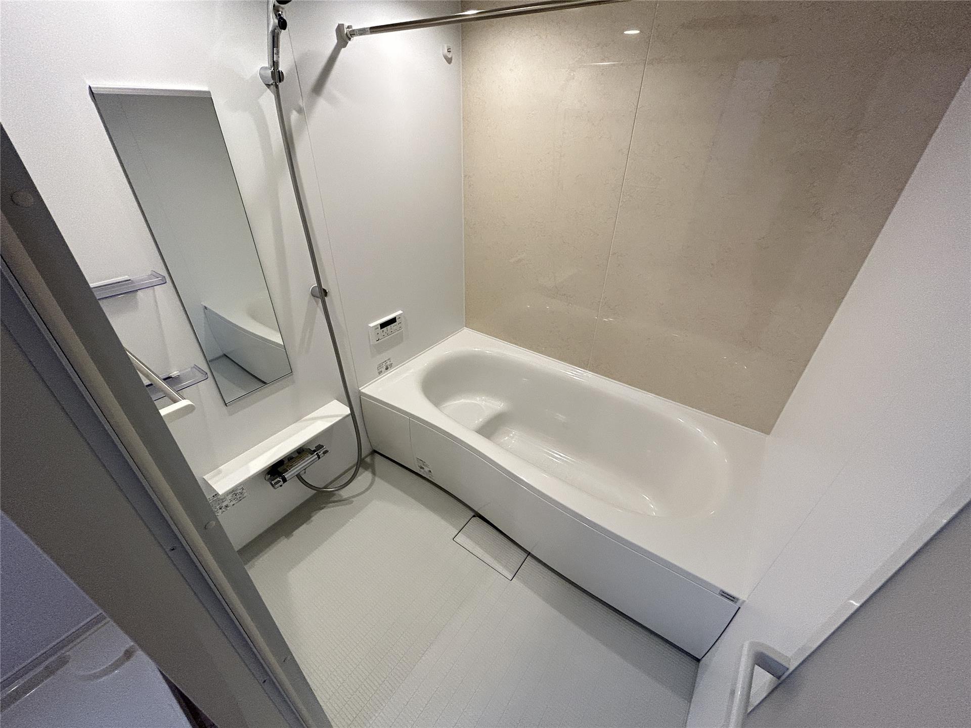 バス・シャワールーム　浴室