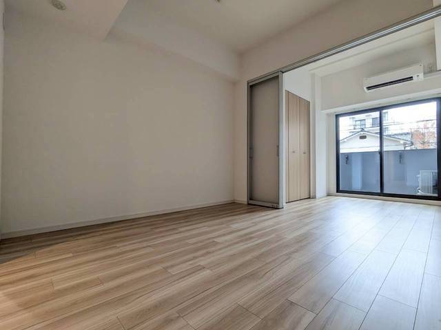 S-RESIDENCE観音公園aloriaの居間写真