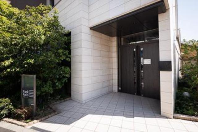 エントランス　清潔なエントランスです