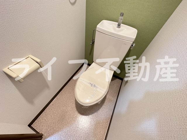 トイレ　清潔感のあるトイレです