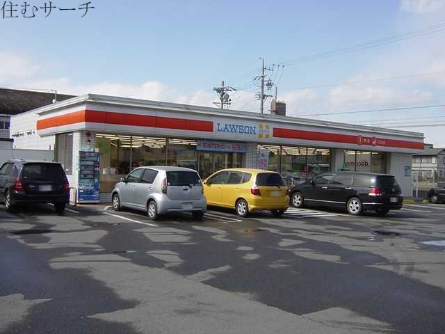 コンビニ　ローソン四日市ときわ店（コンビニ）まで698m