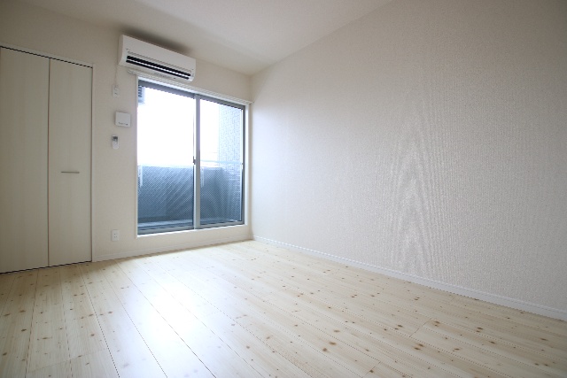 居室・リビング　※別室の参考写真の為、現況優先です。