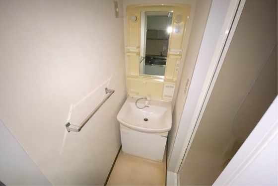洗面設備　※別部屋の写真です