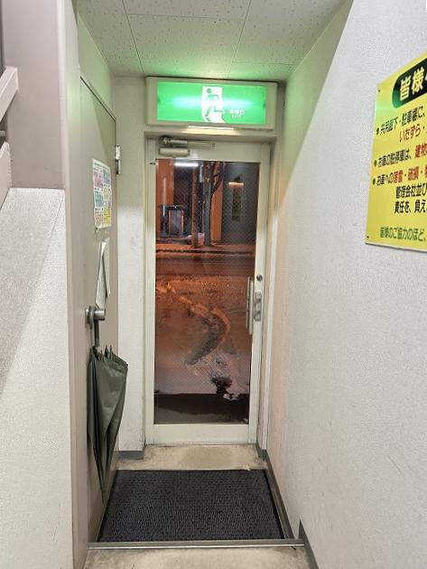 エントランス　エントランス