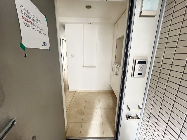玄関　落ち着いた玄関です