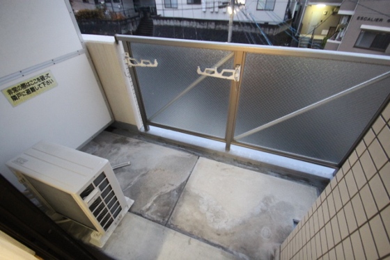 バルコニー　※別号室の写真です