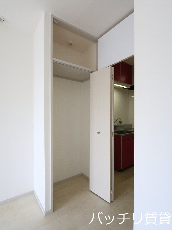 収納　別号室タイプの為、現状を優先致します。