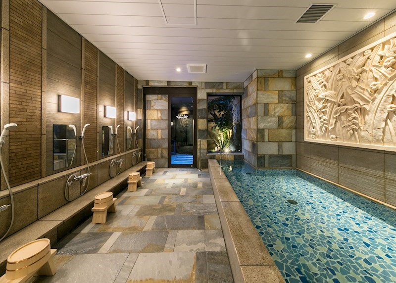 バス・シャワールーム　１F大浴場有（有料）