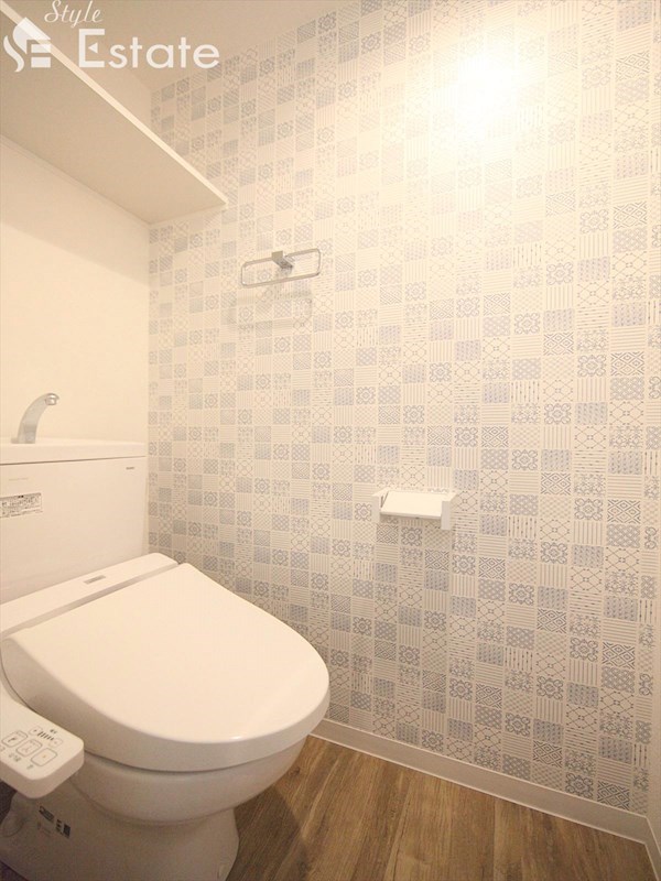 トイレ　温水洗浄便座付トイレ