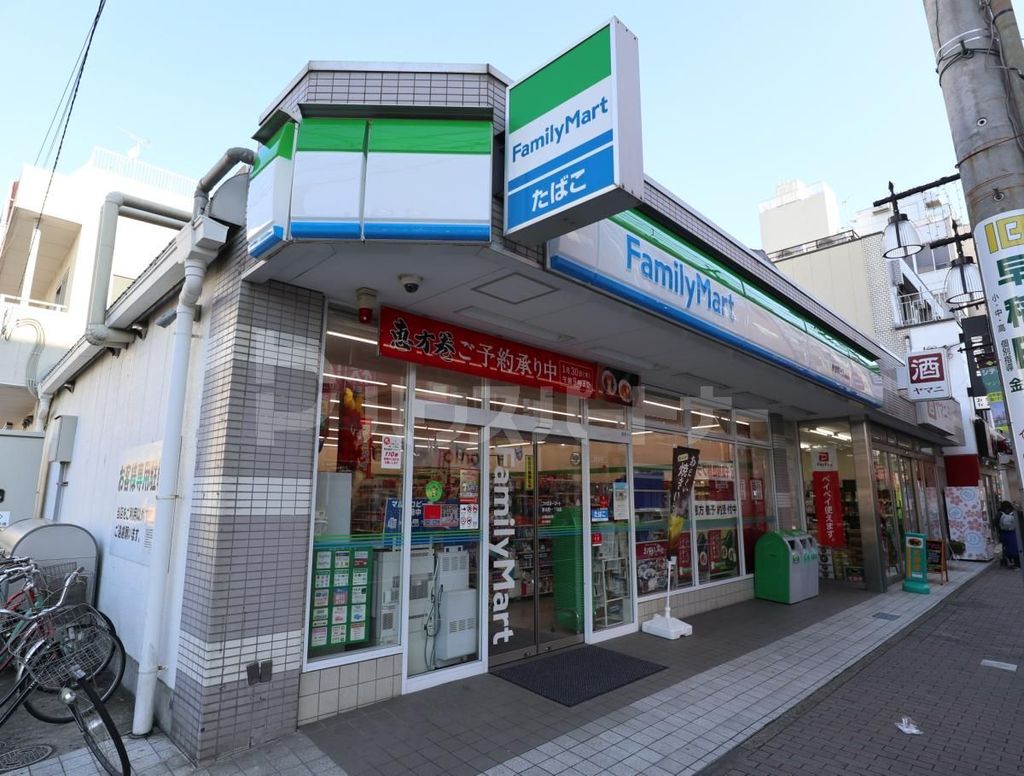 コンビニ　ファミリーマート東金町一丁目店（コンビニ）まで120m