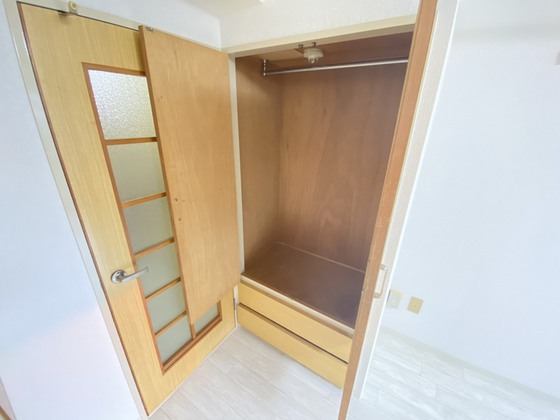 収納　※別部屋の写真です