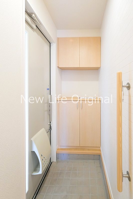 玄関　上下に分かれた使い勝手のいいシューズボックス☆