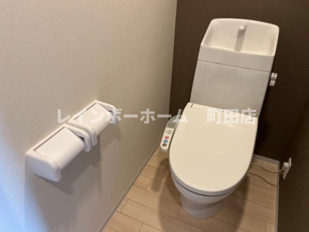 トイレ　同施工会社参考写真