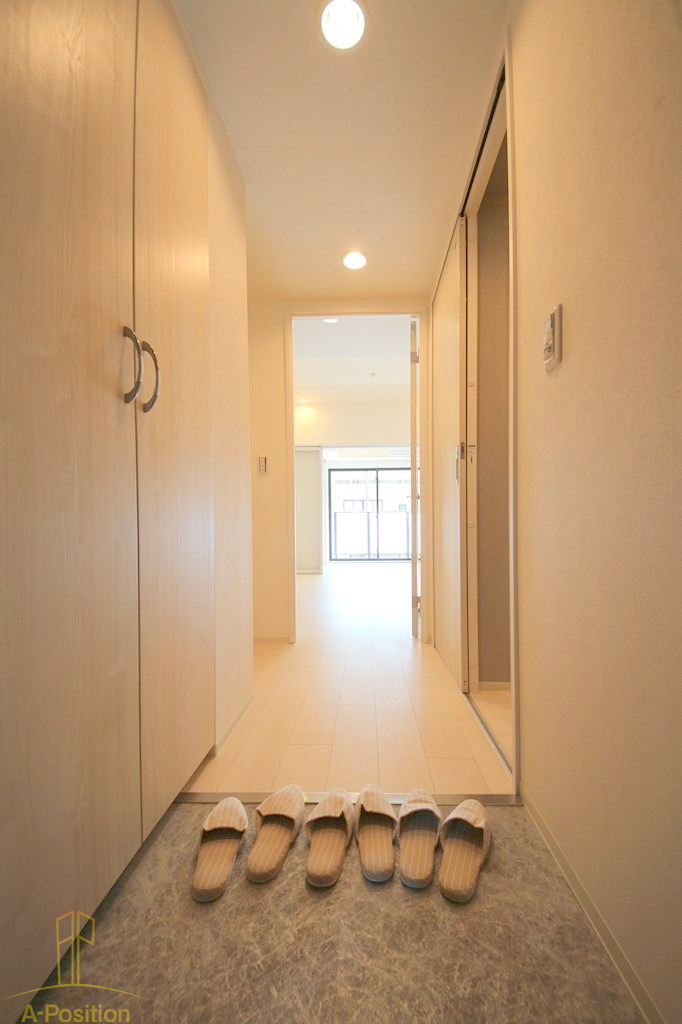 玄関　シーズンフラッツ阿波座