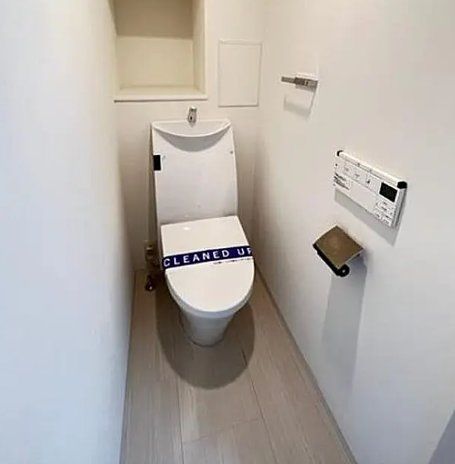 トイレ　トイレ